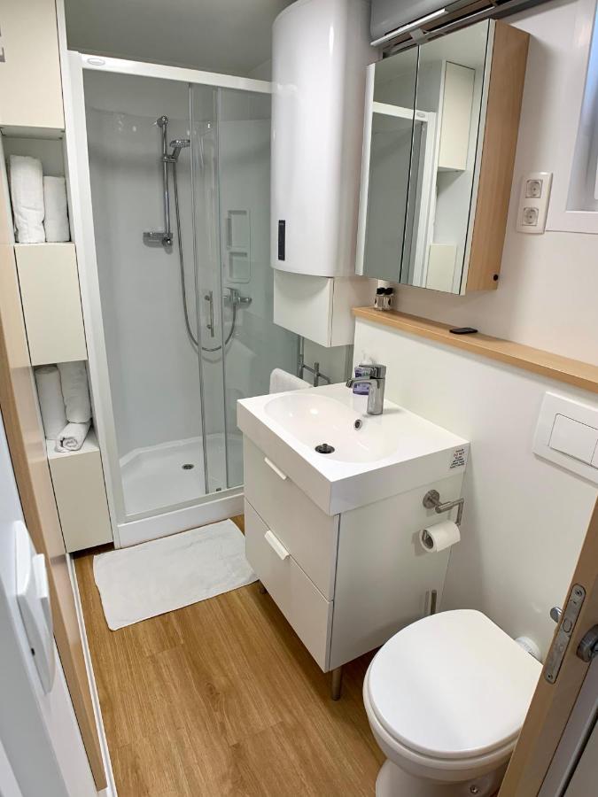 Bellavista Houseboat Apartment Portorose 外观 照片
