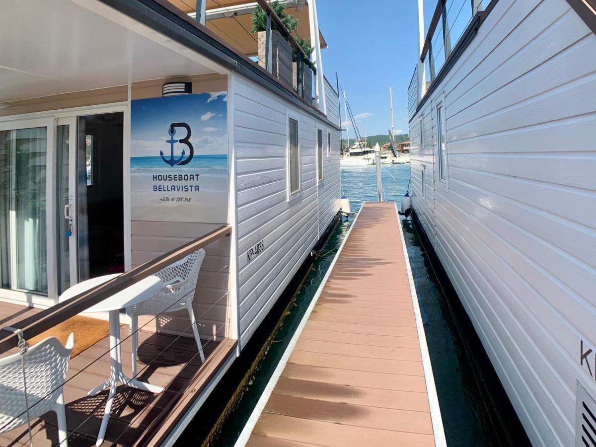 Bellavista Houseboat Apartment Portorose 外观 照片